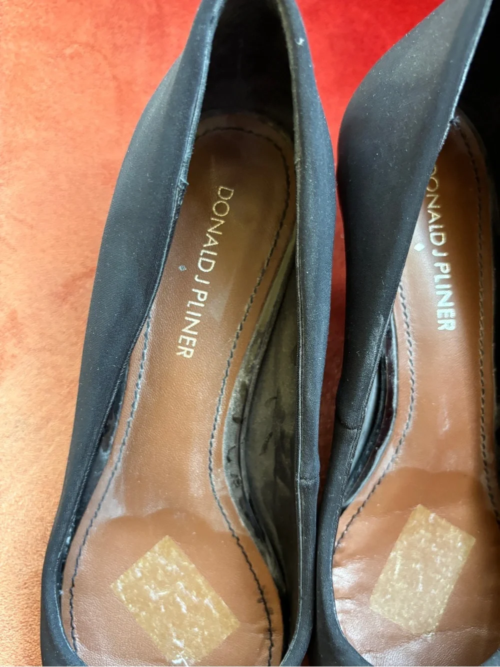 Donald J. Pliner sleek pointed